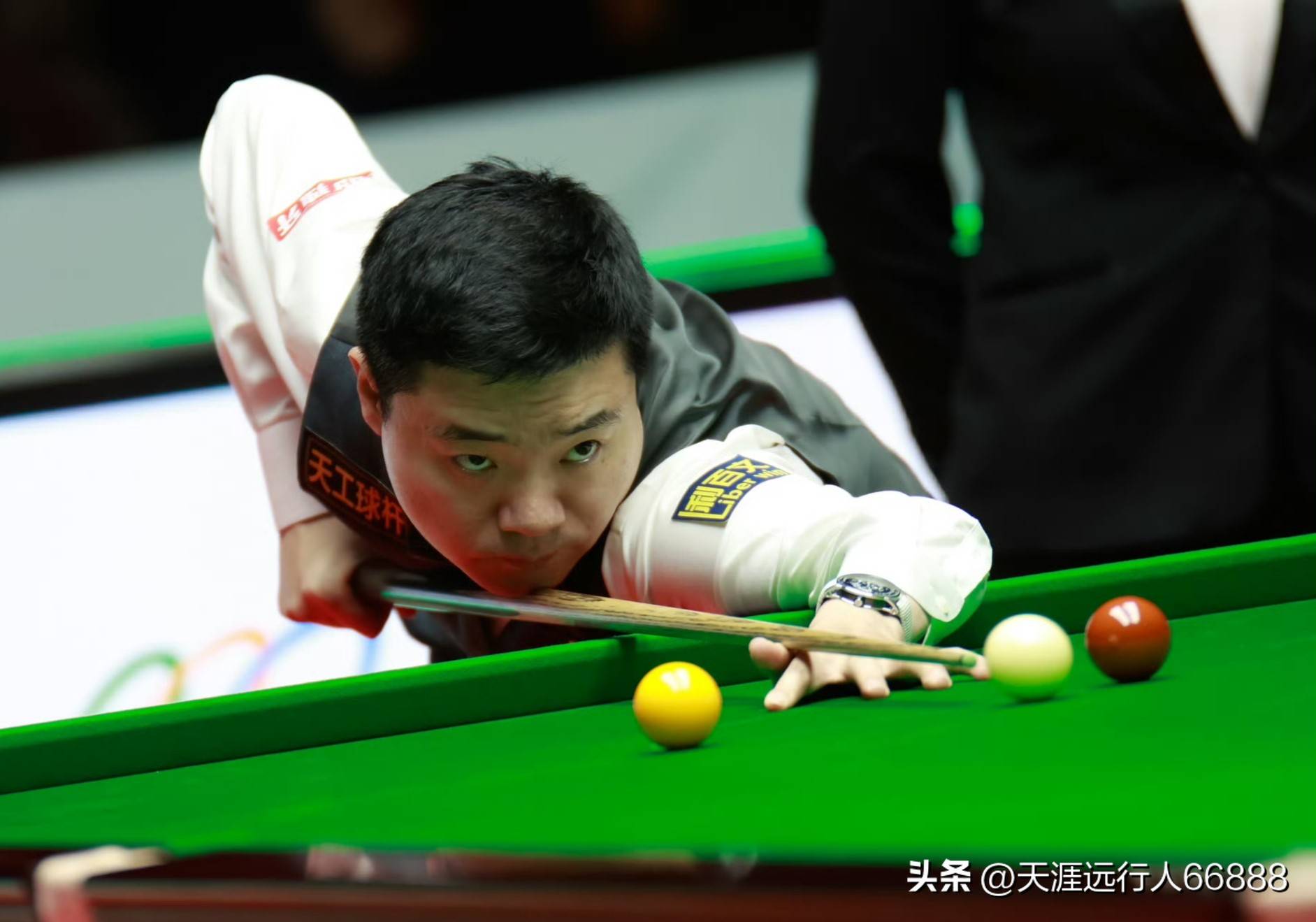 面的自律为 面的自律为