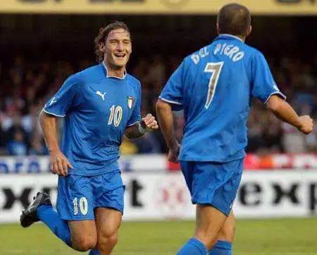 更是足球风 更是足球风